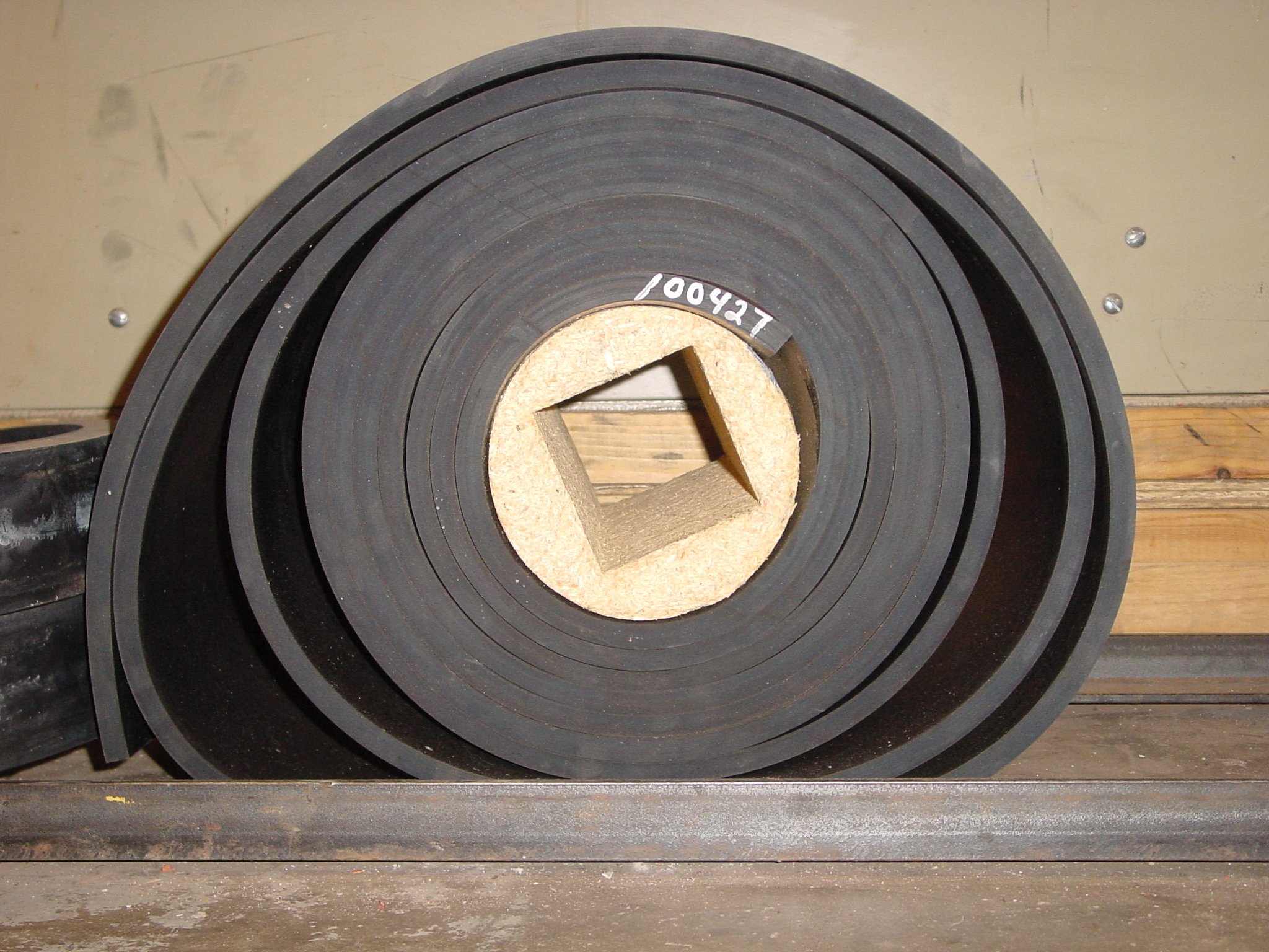 Conveyor belts have various grades Martin Engineering